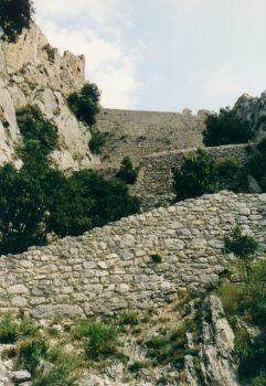 Aufgang zur Burg Puilaurens